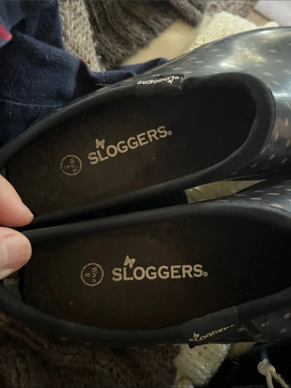 Sloggers Women’s Sz8 Slip-On Black Rain Clog, Tan Polka Dots